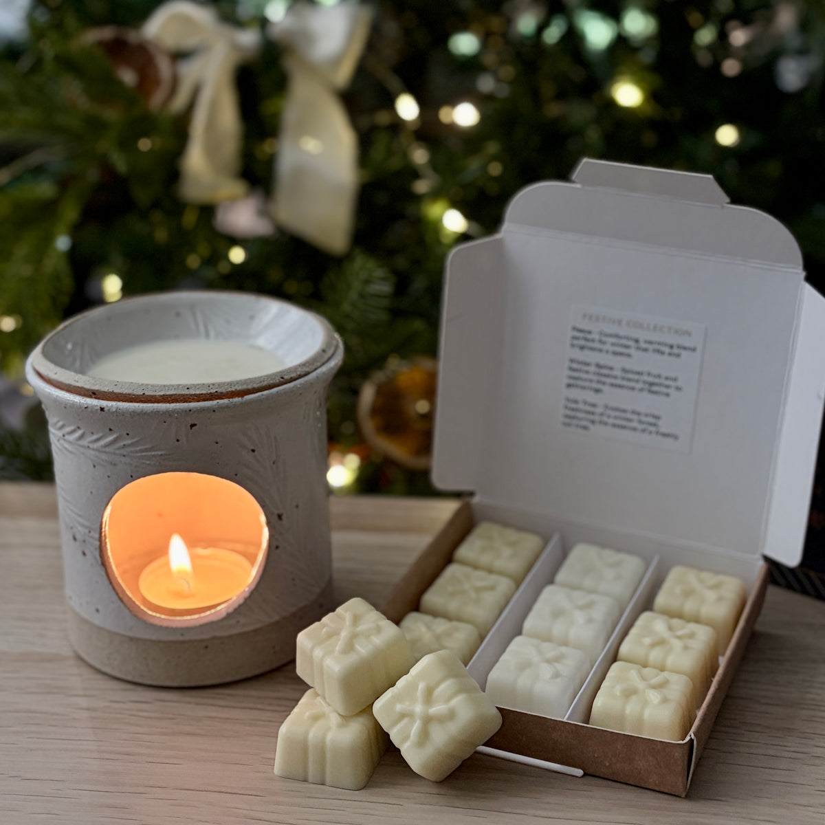 Luxury Hand-thrown Wax Burner & Festive Melt Gift Set